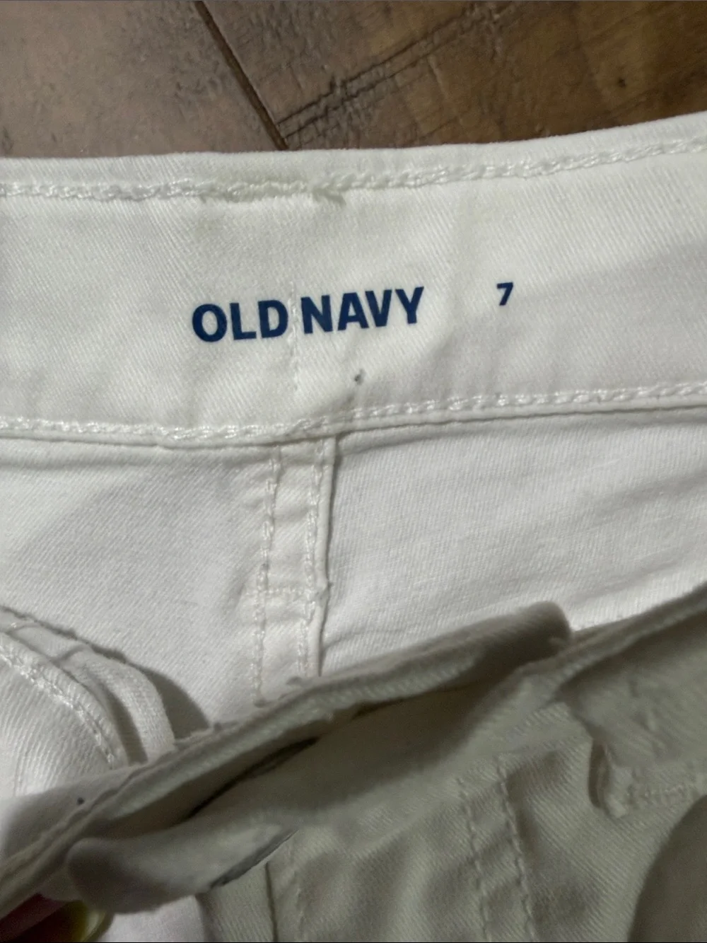 Old Navy White Rolled-Hem Kids Shorts